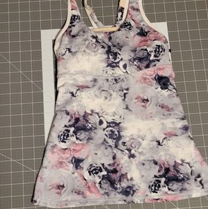 Lululemon Tank top size small